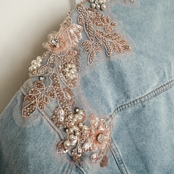 Vici/Polagram Light Blue Embellished Jean Jacket - Picture 4 of 7